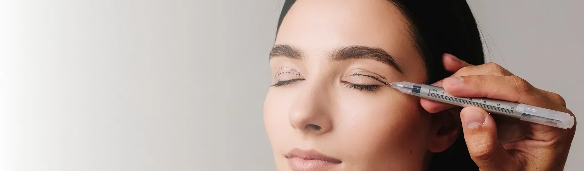 Blepharoplasty and Cosmetic Eyelid Surgery from £2995